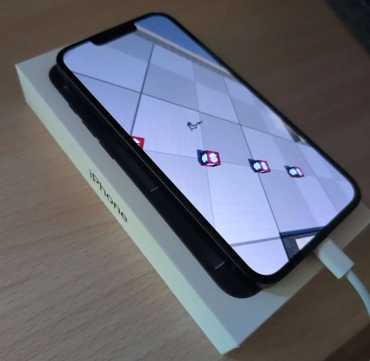 Fiziksel bir iPhone'da çalışan bir Stride örneği